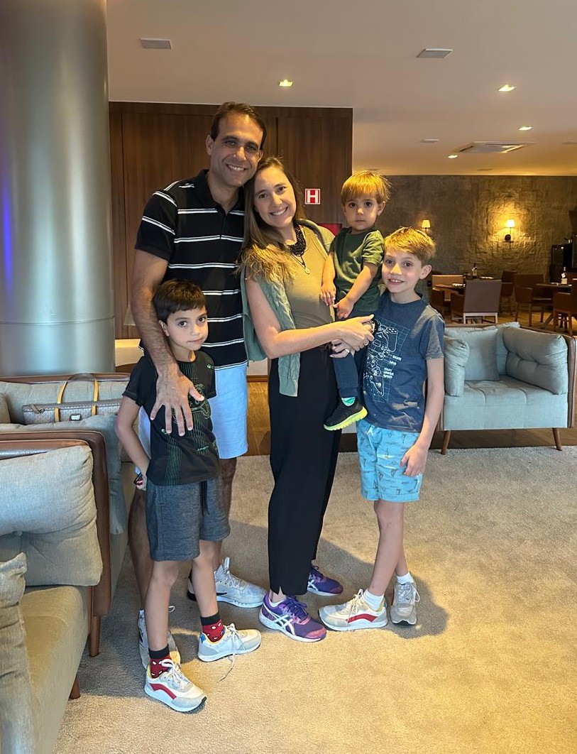 Marcelo Rondelli Brito com a família